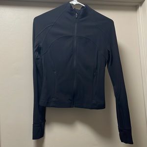Lululemon Cropped Define Jacket
Nulu Size 6